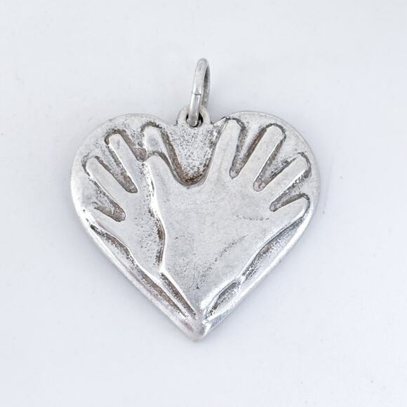 Vintage Sterling Silver 925 Raised Hand Design Heart Pendant - Picture 5 of 7